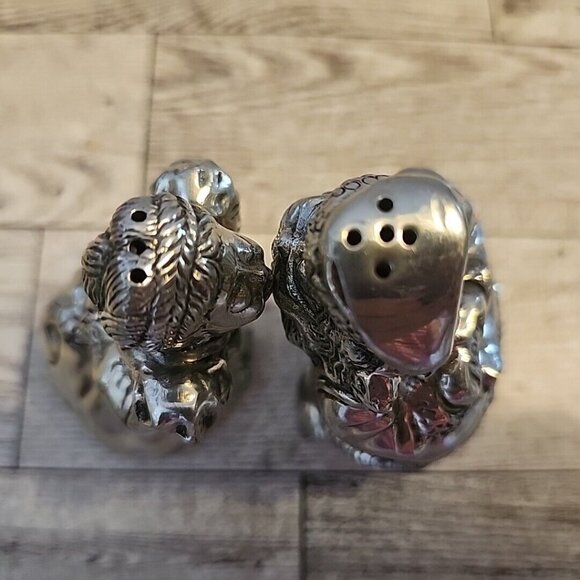 Vintage Santa and Mrs Claus Kissing Salt Pepper Shakers Kirk Stieff Pewter 716 - Picture 5 of 9